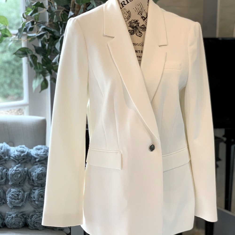 WHBM NWT 14P White Suit Blazer